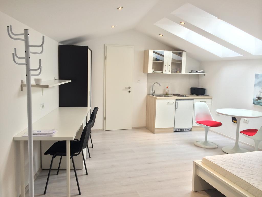 Apartments Sik 2 Koper Eksteriør billede